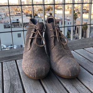 TOMS Platform bootie